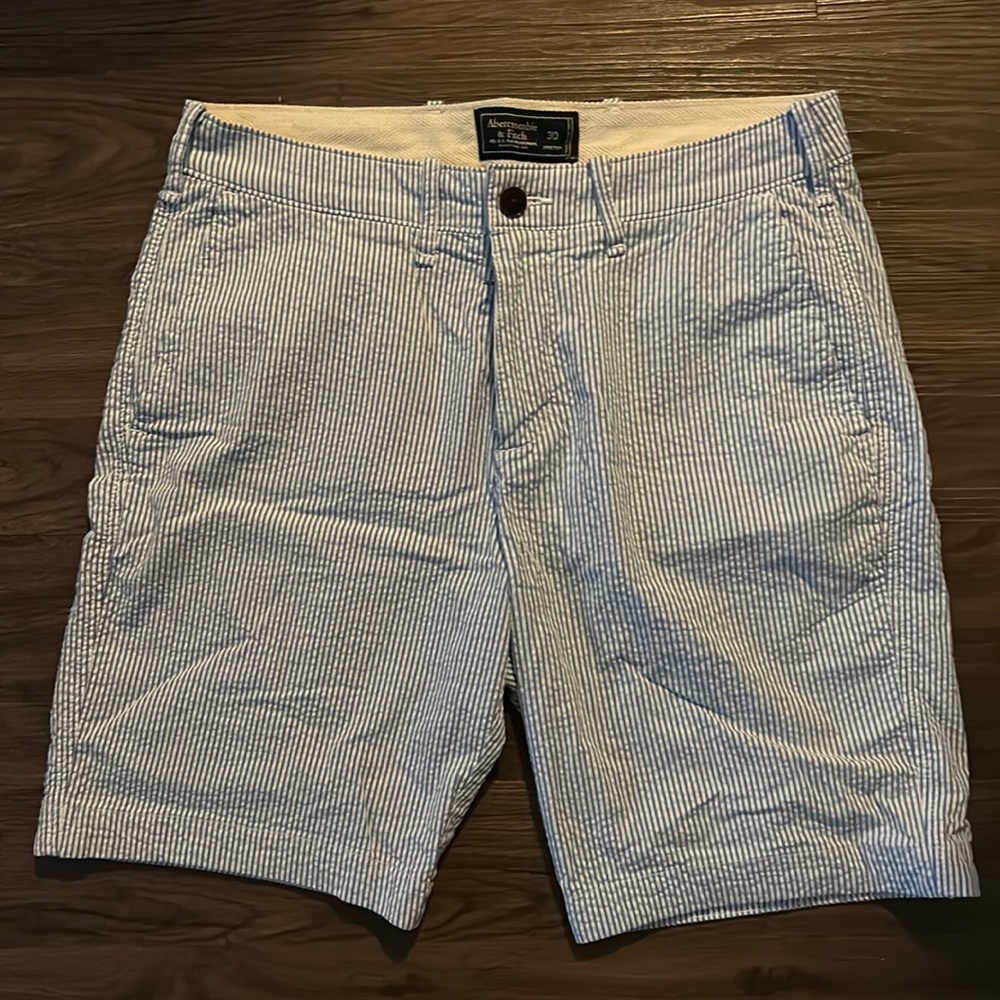 Ambercrombie & Fitch, Mens Seersucker Shorts, NWOT